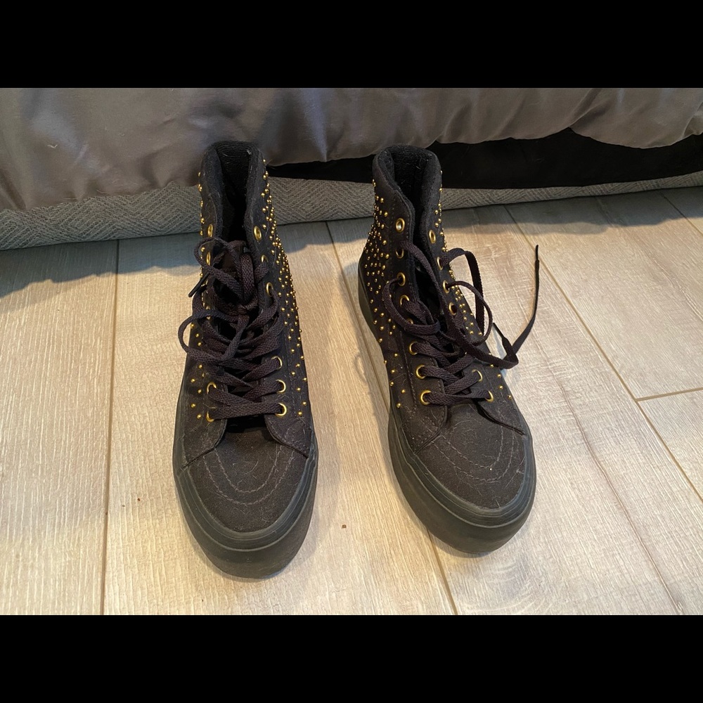 Hightop Vans - Picture 2 of 5